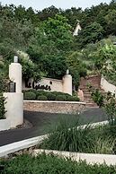 Anji ke gamer wild luxury Resort villa