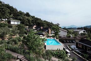 Anji ke gamer wild luxury Resort villa