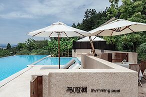 Anji ke gamer wild luxury Resort villa