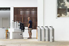 Dive Spot Asia & Brumini Beach Resort