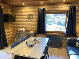 L'ours Blanc Chalet en Rondins