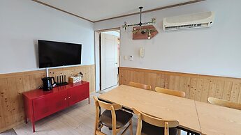 Ihoteu Beach Pension