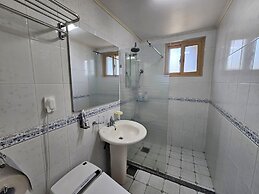 Ihoteu Beach Pension