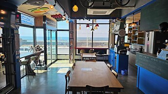 Ihoteu Beach Pension