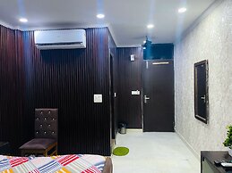 Tom and jerry residency