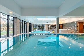 Comfortable Apartment With Balcony, Pool, Sauna
