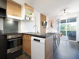 Spacious Villa by Valras Beach