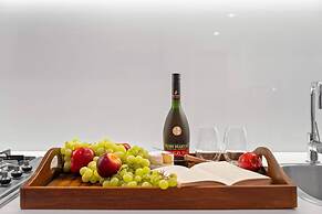 Zen By The Sea Pool - Balcony Dining - Seaview