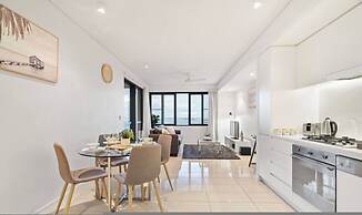 Zen By The Sea Pool - Balcony Dining - Seaview