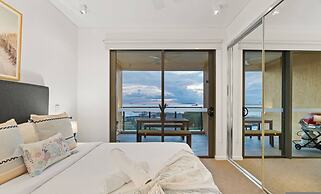 Zen By The Sea Pool - Balcony Dining - Seaview