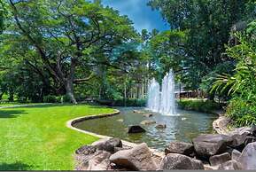 Zen By The Sea Pool - Balcony Dining - Seaview