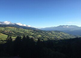 Apartment in Doucy With Mountain Views