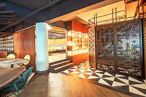 Sunday Hotel Arshika Sunset Road