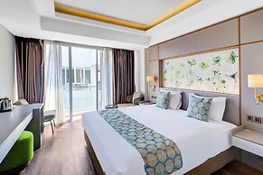 Sunday Hotel Arshika Sunset Road