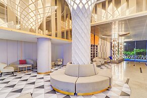 Sunday Hotel Arshika Sunset Road