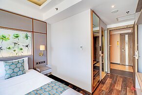 Sunday Hotel Arshika Sunset Road