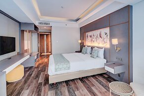 Sunday Hotel Arshika Sunset Road