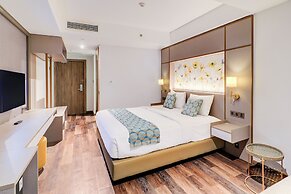 Sunday Hotel Arshika Sunset Road