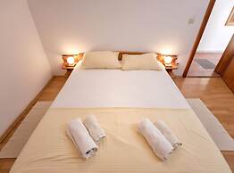 Dolac Green Side Apartments