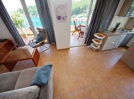 Bay House Rosohotnica