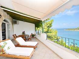 Bay House Rosohotnica