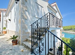 Bay House Rosohotnica