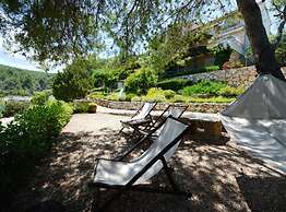 Bay House Rosohotnica