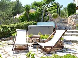 Bay House Rosohotnica