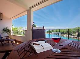 Bay House Rosohotnica