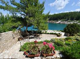 Bay House Rosohotnica