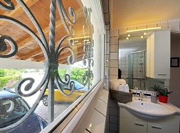 Bay House Rosohotnica