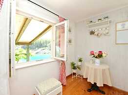 Bay House Rosohotnica