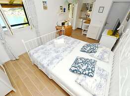 Bay House Rosohotnica