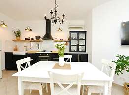 Bay House Rosohotnica