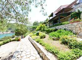 Bay House Rosohotnica