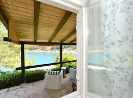 Bay House Rosohotnica