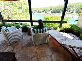 Bay House Rosohotnica