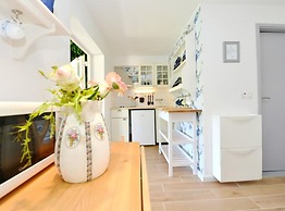 Bay House Rosohotnica