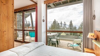 Terraced Escape in Chamrousse