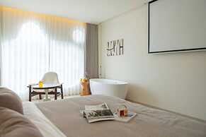 Love Time Resort Villa