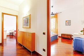 Cozy Eur Apartment With Central Location