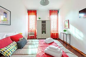 Cozy Eur Apartment With Central Location