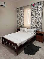 Serene Oasis in East Legon Hills - Chic 2 Bedroom Retreat