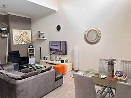 Serene Oasis in East Legon Hills - Chic 2 Bedroom Retreat