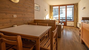 Apartment in Morillon Near Ski Slopes & Beach