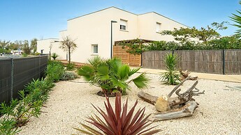 Villa Steps From Valras Beach