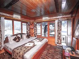 Hotel Tourist Palace