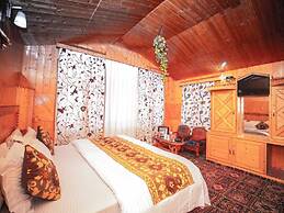 Hotel Tourist Palace