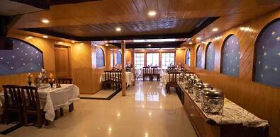 Hotel Tourist Palace