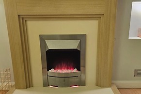 Bee Temple Entire Spacious 3-bed Apartment